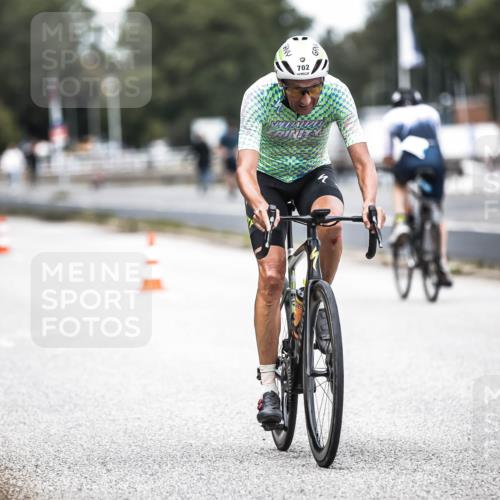 16.08.2026 - KN Förde Triathlon 2026 H.Heesch http://msf.ph/oto/9986716 16.08.2026 13:11:48 Radfahren 522, 702 meine-sportfotos.de