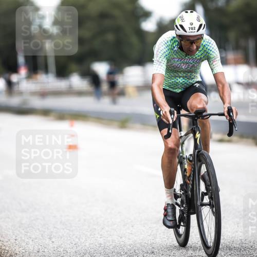 16.08.2026 - KN Förde Triathlon 2026 H.Heesch http://msf.ph/oto/9986719 16.08.2026 13:11:49 Radfahren 702 meine-sportfotos.de