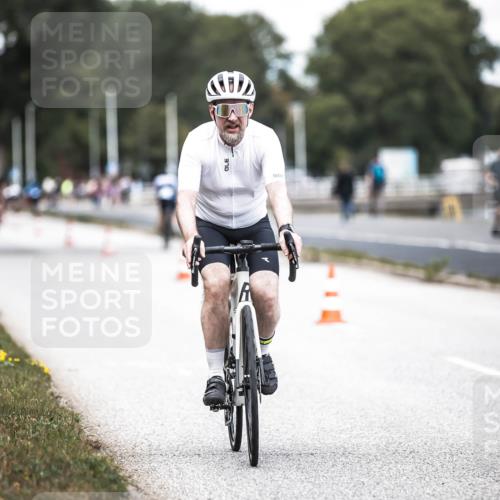 16.08.2026 - KN Förde Triathlon 2026 H.Heesch http://msf.ph/oto/9986722 16.08.2026 13:11:54 Radfahren 533, 737 meine-sportfotos.de