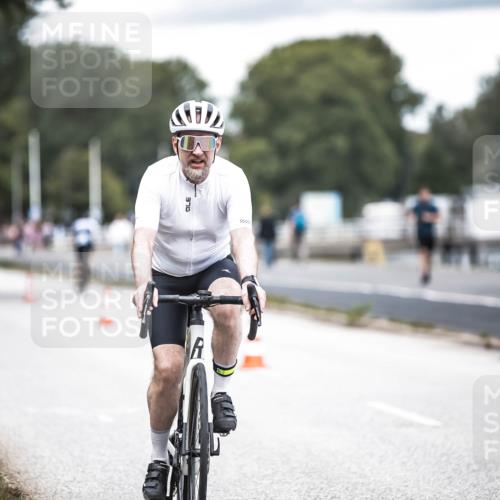 16.08.2026 - KN Förde Triathlon 2026 H.Heesch http://msf.ph/oto/9986726 16.08.2026 13:11:54 Radfahren 533, 737 meine-sportfotos.de