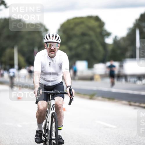 16.08.2026 - KN Förde Triathlon 2026 H.Heesch http://msf.ph/oto/9986728 16.08.2026 13:11:54 Radfahren 533, 737 meine-sportfotos.de
