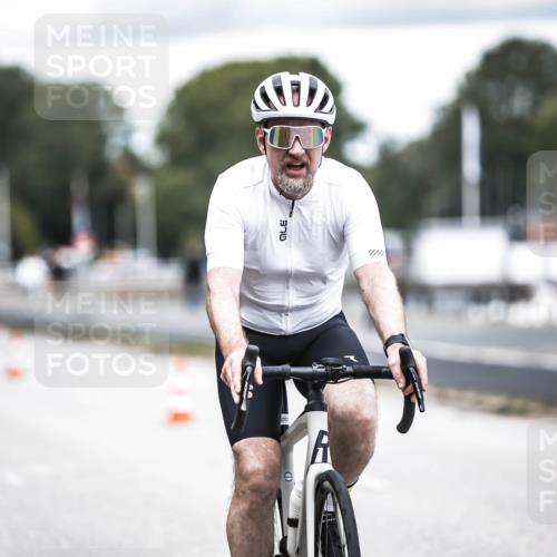 16.08.2026 - KN Förde Triathlon 2026 H.Heesch http://msf.ph/oto/9986731 16.08.2026 13:11:55 Radfahren 533, 737 meine-sportfotos.de