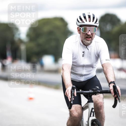 16.08.2026 - KN Förde Triathlon 2026 H.Heesch http://msf.ph/oto/9986735 16.08.2026 13:11:55 Radfahren 533, 737 meine-sportfotos.de