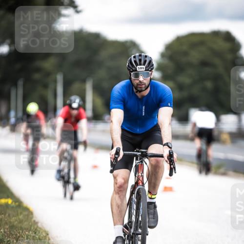 16.08.2026 - KN Förde Triathlon 2026 H.Heesch http://msf.ph/oto/9986755 16.08.2026 13:12:08 Radfahren 555, 578, 589, 705, 726, 729, 739, 746 meine-sportfotos.de