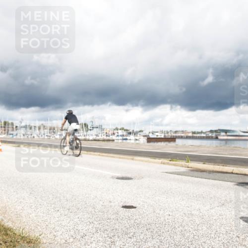 16.08.2026 - KN Förde Triathlon 2026 H.Heesch http://msf.ph/oto/9986783 16.08.2026 12:55:30 Radfahren 526, 580, 719, 720 meine-sportfotos.de