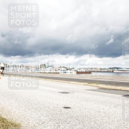 16.08.2026 - KN Förde Triathlon 2026 H.Heesch http://msf.ph/oto/9986786 16.08.2026 12:55:35 Radfahren 526, 535 meine-sportfotos.de
