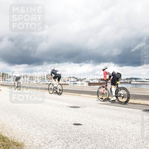 16.08.2026 - KN Förde Triathlon 2026 H.Heesch http://msf.ph/oto/9986799 16.08.2026 12:56:01 Radfahren 509, 600, 704, 714 meine-sportfotos.de