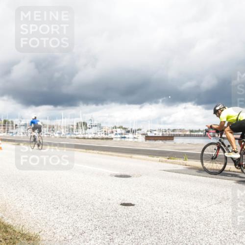 16.08.2026 - KN Förde Triathlon 2026 H.Heesch http://msf.ph/oto/9986817 16.08.2026 12:56:34 Radfahren 545, 584, 715, 725 meine-sportfotos.de