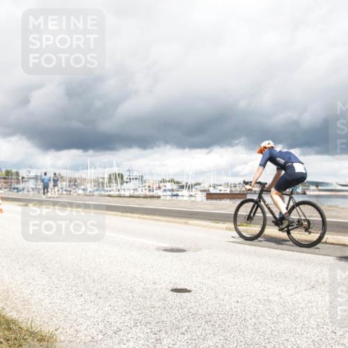16.08.2026 - KN Förde Triathlon 2026 H.Heesch http://msf.ph/oto/9986830 16.08.2026 12:56:56 Radfahren 511, 583, 745 meine-sportfotos.de