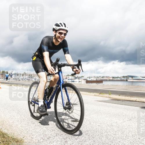 16.08.2026 - KN Förde Triathlon 2026 H.Heesch http://msf.ph/oto/9986832 16.08.2026 12:56:58 Radfahren 511, 583, 745 meine-sportfotos.de