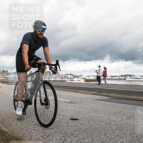 16.08.2026 - KN Förde Triathlon 2026 H.Heesch http://msf.ph/oto/9986856 16.08.2026 12:57:41 Radfahren 576, 586, 711 meine-sportfotos.de