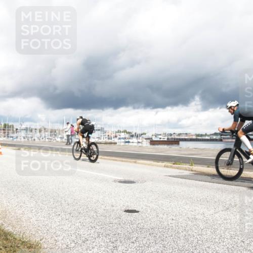 16.08.2026 - KN Förde Triathlon 2026 H.Heesch http://msf.ph/oto/9986860 16.08.2026 12:58:00 Radfahren 513, 589, 602, 729 meine-sportfotos.de