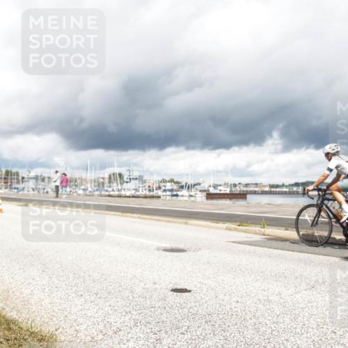 16.08.2026 - KN Förde Triathlon 2026 H.Heesch http://msf.ph/oto/9986871 16.08.2026 12:58:09 Radfahren 509, 720, 722, 724, 727, 735, 740 meine-sportfotos.de