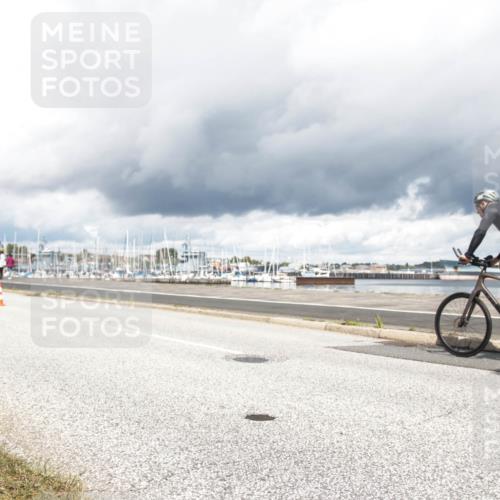 16.08.2026 - KN Förde Triathlon 2026 H.Heesch http://msf.ph/oto/9986900 16.08.2026 12:58:33 Radfahren 540, 547, 572, 596, 600, 704, 714 meine-sportfotos.de