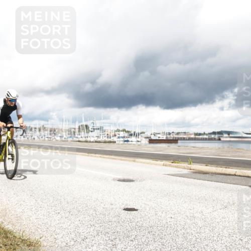 16.08.2026 - KN Förde Triathlon 2026 H.Heesch http://msf.ph/oto/9986941 16.08.2026 12:59:28 Radfahren 519, 541, 710 meine-sportfotos.de