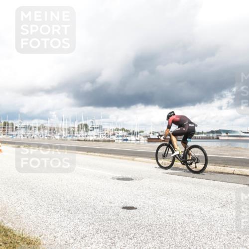 16.08.2026 - KN Förde Triathlon 2026 H.Heesch http://msf.ph/oto/9986943 16.08.2026 12:59:28 Radfahren 519, 541, 710 meine-sportfotos.de