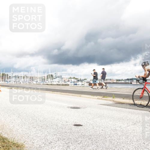 16.08.2026 - KN Förde Triathlon 2026 H.Heesch http://msf.ph/oto/9986965 16.08.2026 12:59:40 Radfahren 362, 507, 520, 604 meine-sportfotos.de