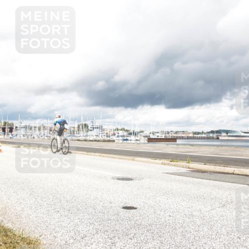 16.08.2026 - KN Förde Triathlon 2026 H.Heesch http://msf.ph/oto/9986997 16.08.2026 13:00:01 Radfahren 558, 738 meine-sportfotos.de