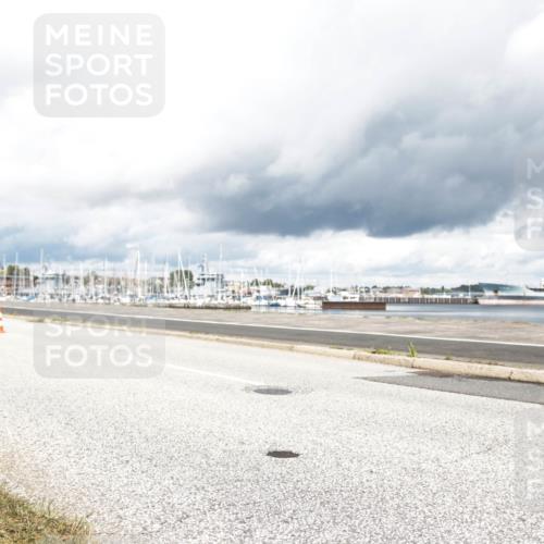 16.08.2026 - KN Förde Triathlon 2026 H.Heesch http://msf.ph/oto/9987020 16.08.2026 13:00:18 Radfahren 576, 732, 735 meine-sportfotos.de