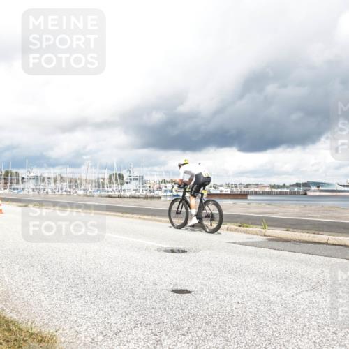 16.08.2026 - KN Förde Triathlon 2026 H.Heesch http://msf.ph/oto/9987034 16.08.2026 13:00:26 Radfahren 551, 577, 578, 602, 701, 736 meine-sportfotos.de