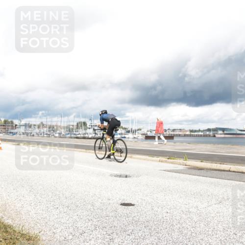 16.08.2026 - KN Förde Triathlon 2026 H.Heesch http://msf.ph/oto/9987086 16.08.2026 13:01:50 Radfahren 532, 598, 719, 733, 738 meine-sportfotos.de