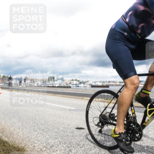 16.08.2026 - KN Förde Triathlon 2026 H.Heesch http://msf.ph/oto/9987102 16.08.2026 13:02:20 Radfahren 553, 555, 558, 559, 732, 742 meine-sportfotos.de