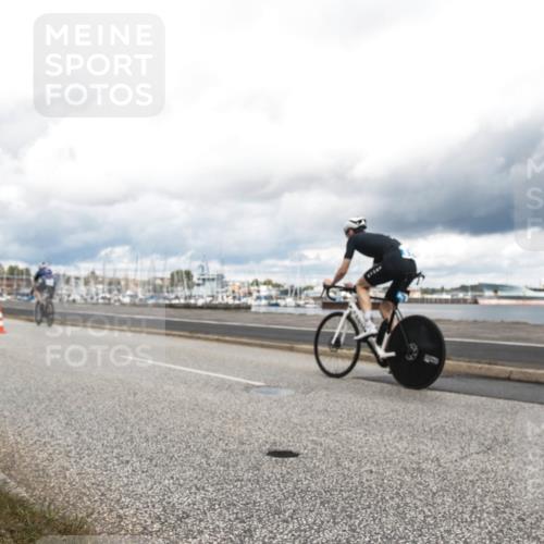 16.08.2026 - KN Förde Triathlon 2026 H.Heesch http://msf.ph/oto/9987130 16.08.2026 13:03:02 Radfahren 577, 609, 702, 736 meine-sportfotos.de
