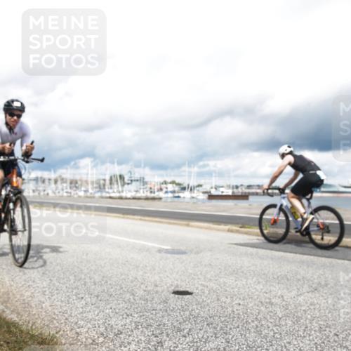 16.08.2026 - KN Förde Triathlon 2026 H.Heesch http://msf.ph/oto/9987148 16.08.2026 13:03:42 Radfahren 546, 548, 567, 585, 734, 739 meine-sportfotos.de