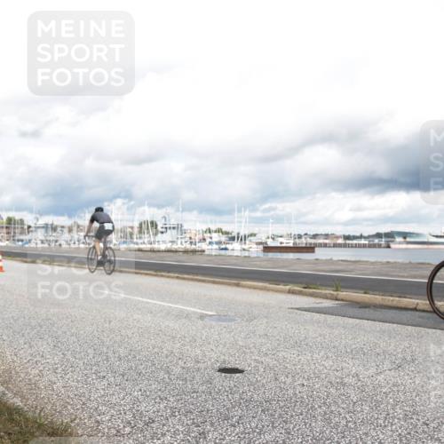 16.08.2026 - KN Förde Triathlon 2026 H.Heesch http://msf.ph/oto/9987178 16.08.2026 13:04:14 Radfahren 515, 571, 606, 721 meine-sportfotos.de