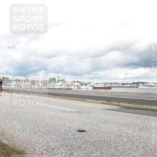 16.08.2026 - KN Förde Triathlon 2026 H.Heesch http://msf.ph/oto/9987181 16.08.2026 13:04:16 Radfahren 571, 606, 721 meine-sportfotos.de