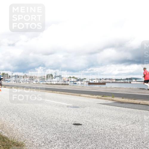 16.08.2026 - KN Förde Triathlon 2026 H.Heesch http://msf.ph/oto/9987186 16.08.2026 13:04:19 Radfahren 575, 606 meine-sportfotos.de