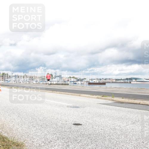 16.08.2026 - KN Förde Triathlon 2026 H.Heesch http://msf.ph/oto/9987196 16.08.2026 13:04:25 Radfahren 575, 583 meine-sportfotos.de