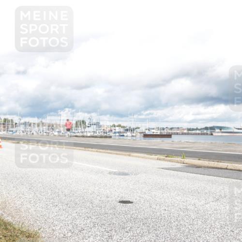 16.08.2026 - KN Förde Triathlon 2026 H.Heesch http://msf.ph/oto/9987198 16.08.2026 13:04:25 Radfahren 575, 583 meine-sportfotos.de