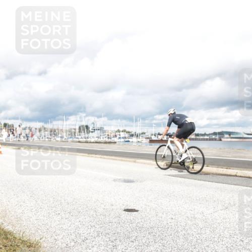 16.08.2026 - KN Förde Triathlon 2026 H.Heesch http://msf.ph/oto/9987247 16.08.2026 13:05:06 Radfahren 196, 502, 508, 708, 740, 742 meine-sportfotos.de