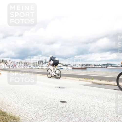 16.08.2026 - KN Förde Triathlon 2026 H.Heesch http://msf.ph/oto/9987248 16.08.2026 13:05:06 Radfahren 196, 502, 508, 708, 740, 742 meine-sportfotos.de