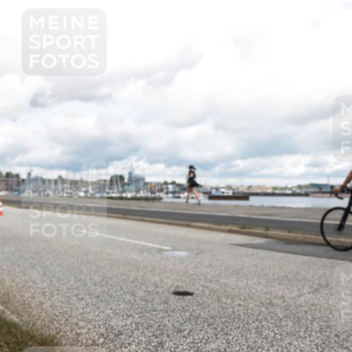 16.08.2026 - KN Förde Triathlon 2026 H.Heesch http://msf.ph/oto/9987285 16.08.2026 13:06:09 Radfahren 514, 535, 542, 567, 585, 609, 715, 745 meine-sportfotos.de