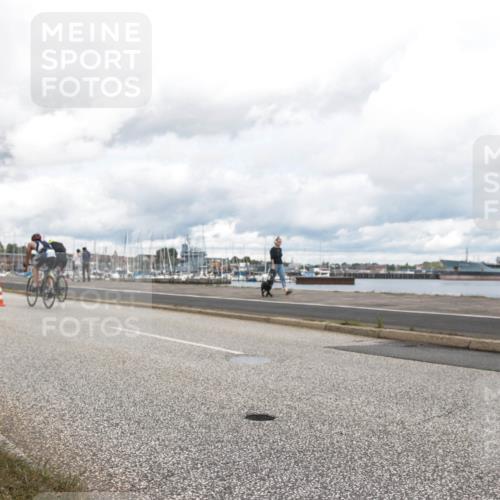16.08.2026 - KN Förde Triathlon 2026 H.Heesch http://msf.ph/oto/9987328 16.08.2026 13:07:19 Radfahren 724, 740 meine-sportfotos.de