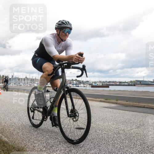 16.08.2026 - KN Förde Triathlon 2026 H.Heesch http://msf.ph/oto/9987351 16.08.2026 13:08:03 Radfahren 566, 579, 738 meine-sportfotos.de