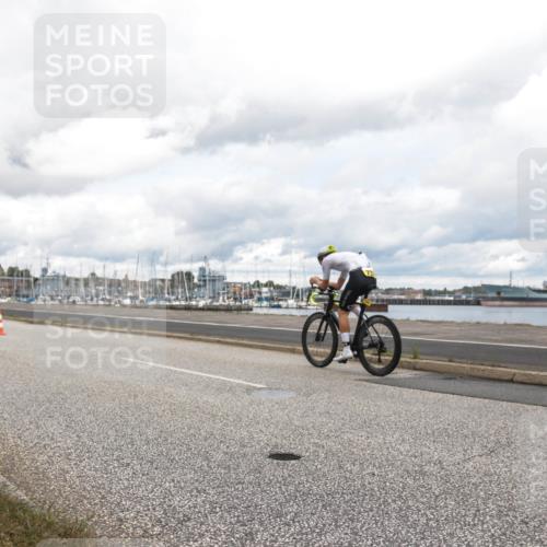16.08.2026 - KN Förde Triathlon 2026 H.Heesch http://msf.ph/oto/9987356 16.08.2026 13:08:18 Radfahren 572, 590, 602, 607, 722, 745 meine-sportfotos.de
