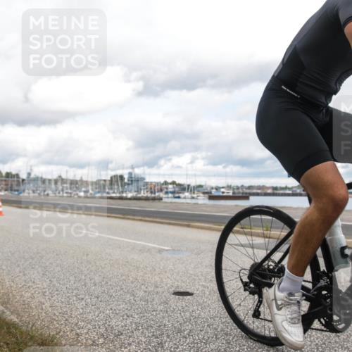 16.08.2026 - KN Förde Triathlon 2026 H.Heesch http://msf.ph/oto/9987373 16.08.2026 13:08:50 Radfahren 581, 586, 598, 716, 725 meine-sportfotos.de