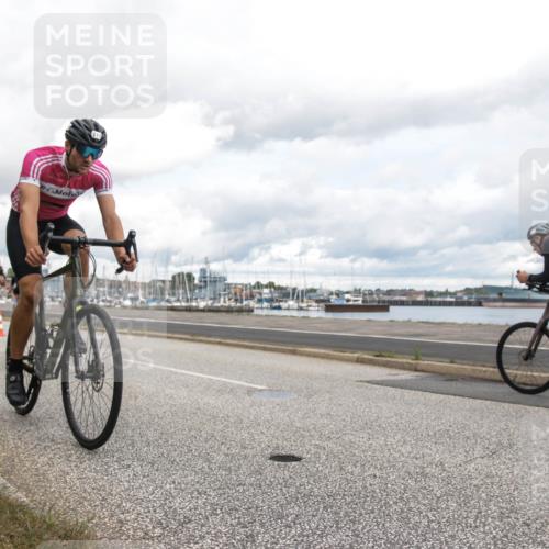 16.08.2026 - KN Förde Triathlon 2026 H.Heesch http://msf.ph/oto/9987377 16.08.2026 13:08:57 Radfahren 591, 600, 713, 714, 725 meine-sportfotos.de