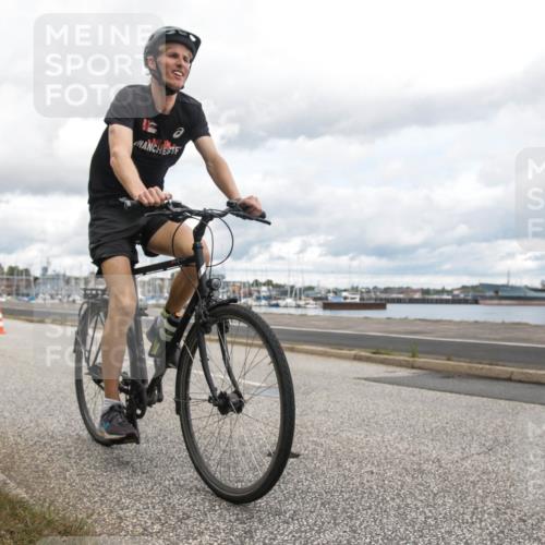 16.08.2026 - KN Förde Triathlon 2026 H.Heesch http://msf.ph/oto/9987380 16.08.2026 13:09:01 Radfahren 591, 707, 709 meine-sportfotos.de
