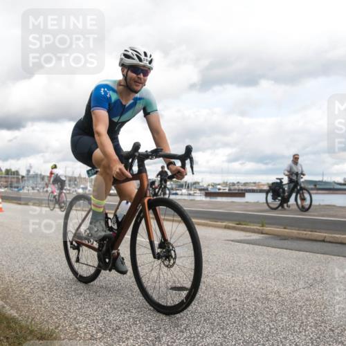 16.08.2026 - KN Förde Triathlon 2026 H.Heesch http://msf.ph/oto/9987408 16.08.2026 13:10:12 Radfahren 594, 710, 718, 732 meine-sportfotos.de