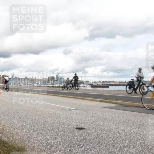 16.08.2026 - KN Förde Triathlon 2026 H.Heesch http://msf.ph/oto/9987409 16.08.2026 13:10:12 Radfahren 594, 710, 718, 732 meine-sportfotos.de