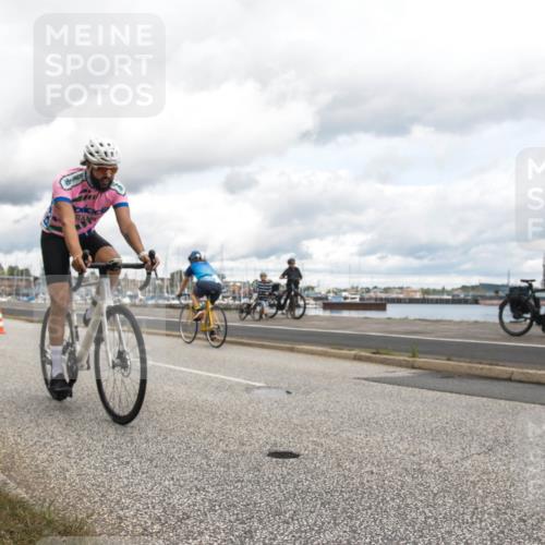 16.08.2026 - KN Förde Triathlon 2026 H.Heesch http://msf.ph/oto/9987410 16.08.2026 13:10:13 Radfahren 592, 594, 710, 718, 732 meine-sportfotos.de