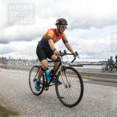 16.08.2026 - KN Förde Triathlon 2026 H.Heesch http://msf.ph/oto/9987413 16.08.2026 13:10:19 Radfahren 592, 710 meine-sportfotos.de