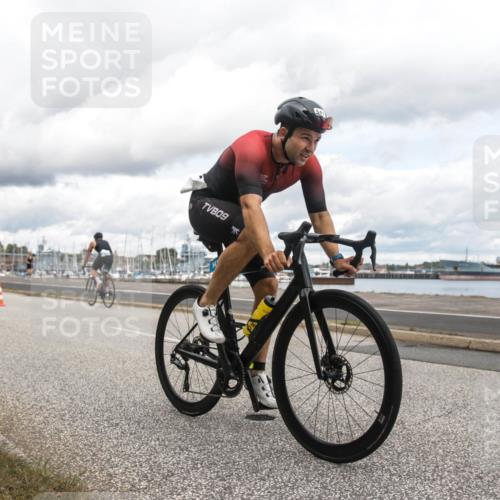 16.08.2026 - KN Förde Triathlon 2026 H.Heesch http://msf.ph/oto/9987420 16.08.2026 13:10:44 Radfahren 541, 544, 549, 556, 733, 747 meine-sportfotos.de