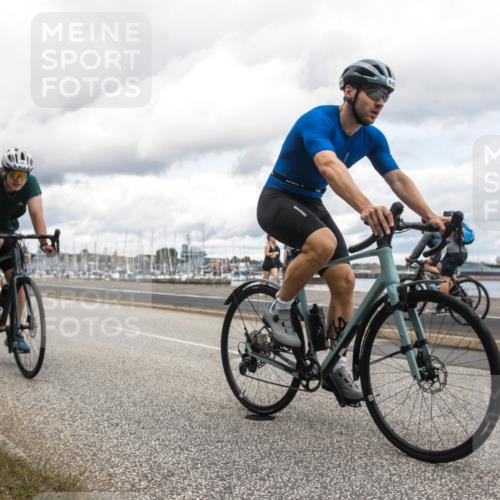 16.08.2026 - KN Förde Triathlon 2026 H.Heesch http://msf.ph/oto/9987427 16.08.2026 13:10:55 Radfahren 590, 598, 602, 607, 722 meine-sportfotos.de