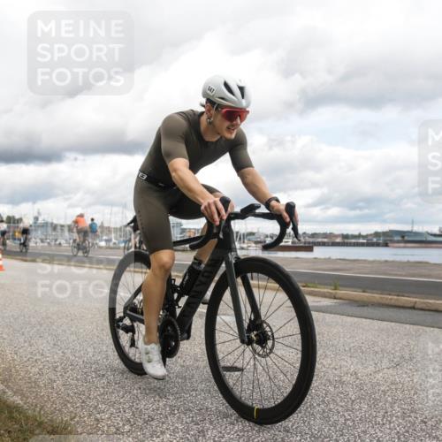 16.08.2026 - KN Förde Triathlon 2026 H.Heesch http://msf.ph/oto/9987430 16.08.2026 13:11:03 Radfahren 503, 506, 532, 538, 547, 597, 598, 599, 612, 707, 731, 736 meine-sportfotos.de