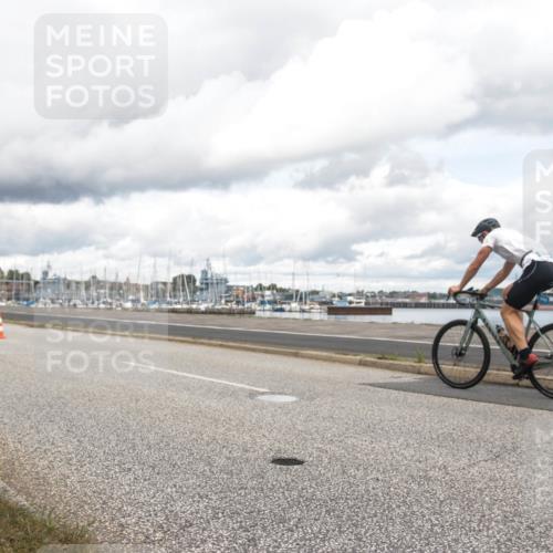 16.08.2026 - KN Förde Triathlon 2026 H.Heesch http://msf.ph/oto/9987453 16.08.2026 13:12:03 Radfahren 512, 555, 705, 726, 729, 739, 746 meine-sportfotos.de